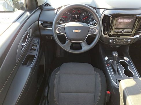 Used 2020 Chevrolet Traverse LS image 11