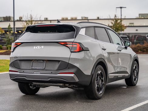 Used 2026 Kia Sportage EX w/ EX Panorama Roof Package image 7