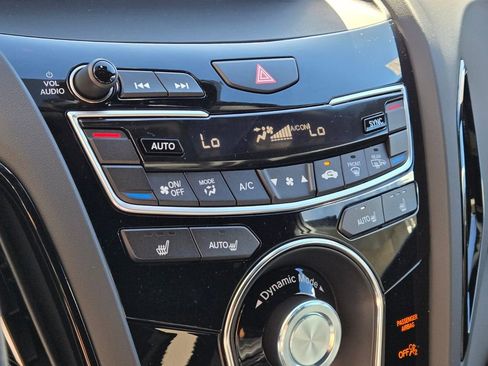 New 2025 Acura RDX SH-AWD image 28