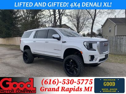Used 2021 GMC Yukon XL Denali w/ Denali Premium Package