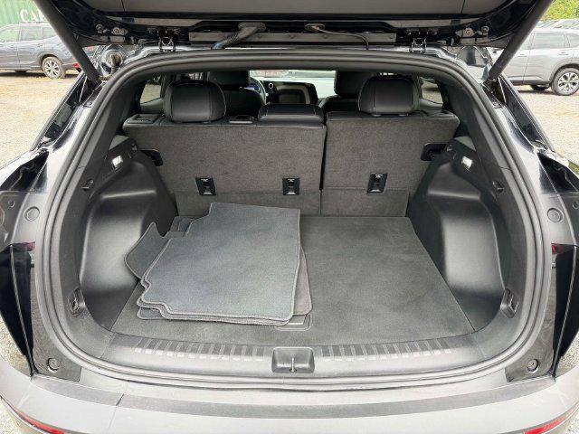 Used 2024 Chevrolet Blazer EV LT AWD/4WD image 12