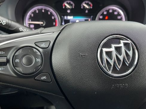 Used 2019 Buick Enclave Essence image 34