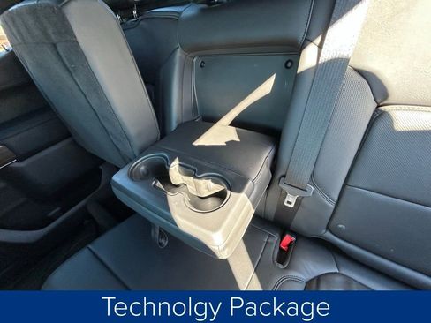 Used 2022 Chevrolet Silverado 1500 High Country w/ Technology Package image 18