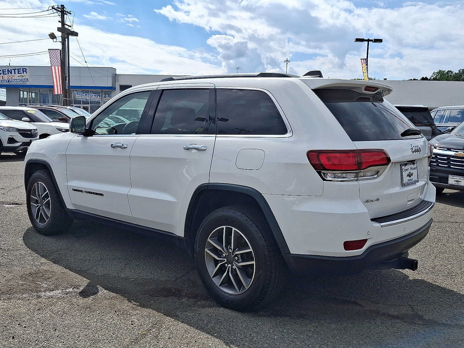 Used 2021 Jeep Grand Cherokee Limited w/ Premium Lighting Group AWD/4WD image 4