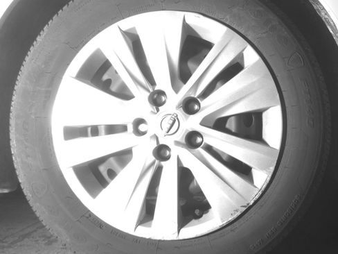 Used 2025 Nissan Sentra S FWD image 16