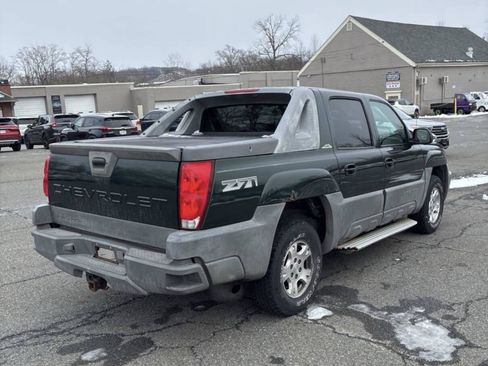 Used 2002 Chevrolet Avalanche 4x4 w/ Off-Road Suspension Pkg image 5