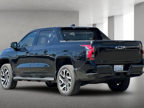 Used 2024 Chevrolet Silverado EV RST image 6