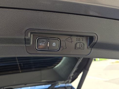 Used 2023 Ford Explorer ST w/ Equipment Group 401A AWD/4WD image 17