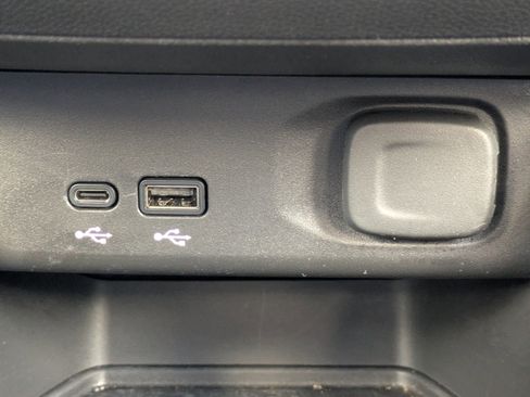 Certified 2024 Buick Envista Preferred w/ Advanced Safety Package image 23