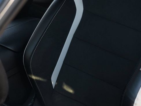 Used 2022 Ford Mustang Shelby GT500 w/ Technology Package RWD image 36