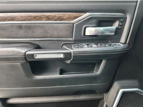 Used 2019 RAM 3500 Laramie image 21