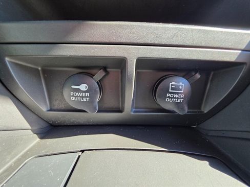 Used 2007 Chrysler Pacifica AWD image 41