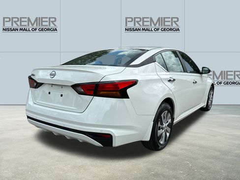 New 2025 Nissan Altima 2.5 S image 5