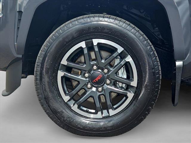 Used 2025 Toyota Tacoma TRD Sport w/ TRD Sport Upgrade Package AWD/4WD image 26