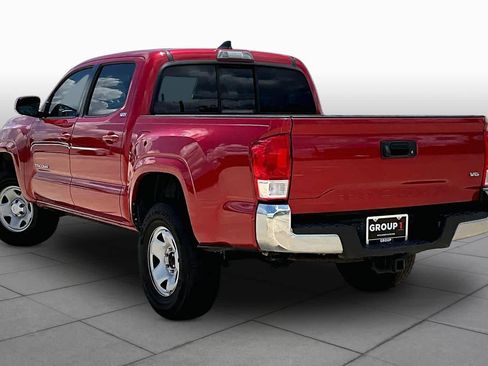 Used 2016 Toyota Tacoma SR5 w/ Towing Package RWD image 12