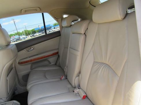 Used 2006 Lexus RX 330 AWD image 16
