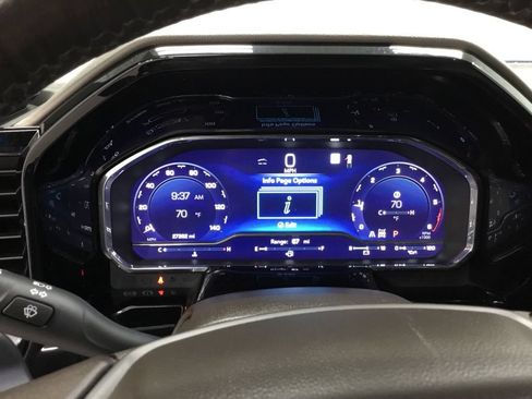 Used 2023 Chevrolet Silverado 1500 LTZ w/ Technology Package AWD/4WD image 14