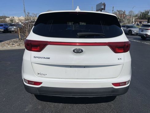 Used 2017 Kia Sportage EX AWD/4WD image 5
