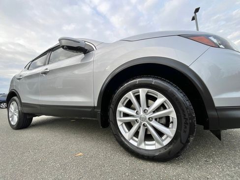 Used 2017 Nissan Rogue Sport SV w/ SV Premium Package image 10