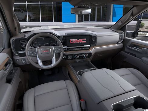 New 2026 GMC Sierra 2500 SLT w/ SLT Premium Package image 15