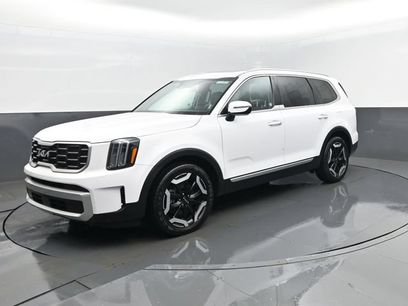 Used 2025 Kia Telluride S
