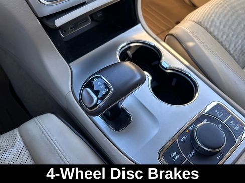 Used 2015 Jeep Grand Cherokee Overland image 35