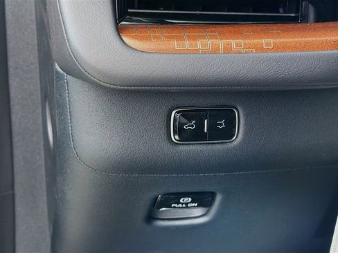 New 2026 Lincoln Navigator Black Label AWD/4WD image 11