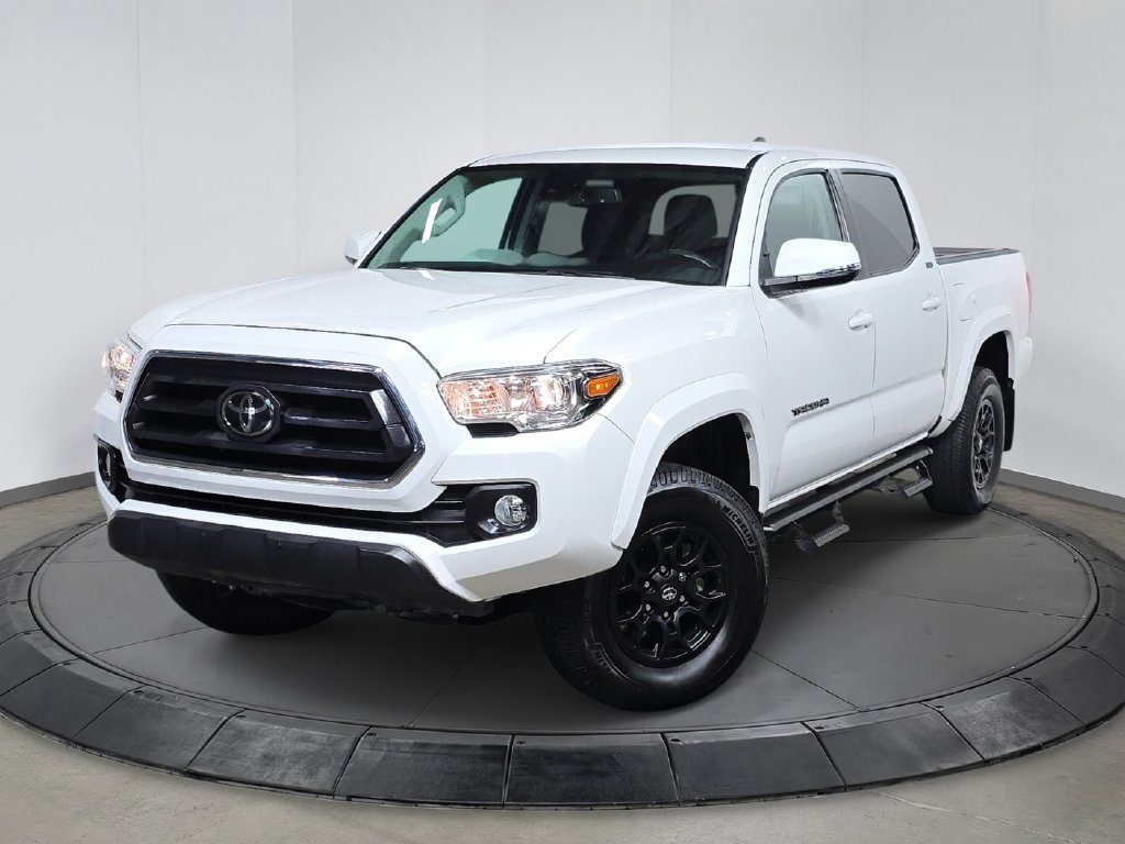 Used 2021 Toyota Tacoma SR5 w/ Technology Package AWD/4WD image 1