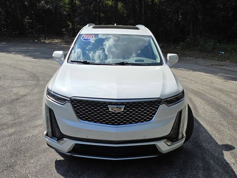 Used 2020 Cadillac XT6 Premium Luxury FWD image 2