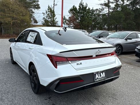 New 2026 Hyundai Elantra Sport image 4