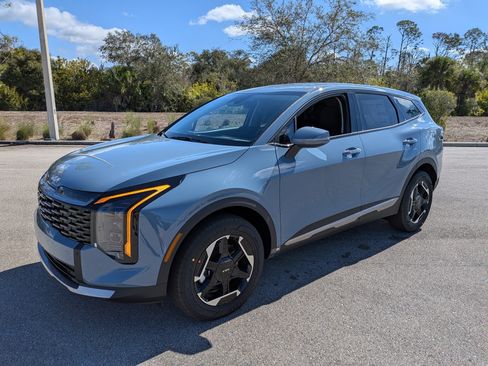 New 2026 Kia Sportage S image 9