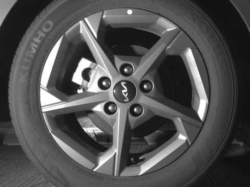 Used 2025 Kia K4 LXS image 15