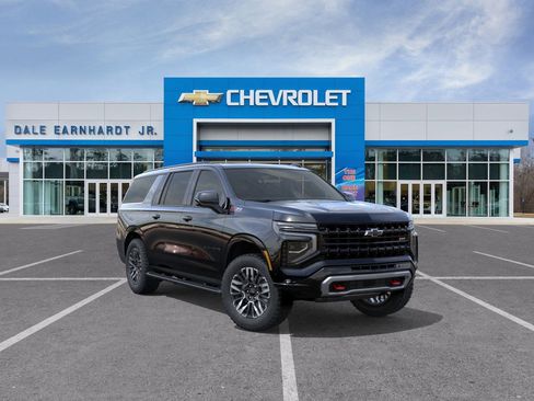 New 2026 Chevrolet Suburban Z71 w/ Comfort Package image 2