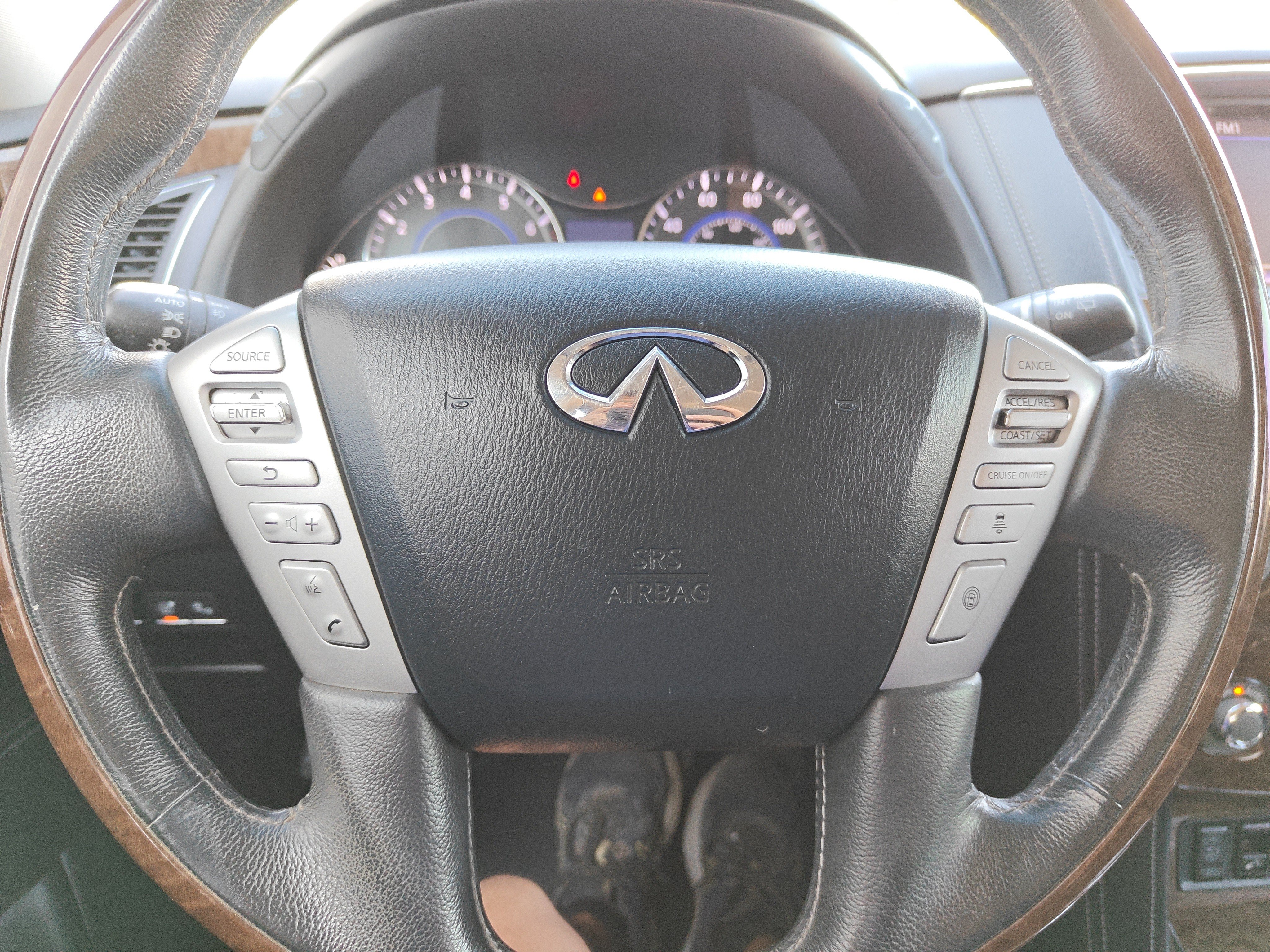 Used 2017 INFINITI QX80 4WD w/ Driver Assistance Package image 22