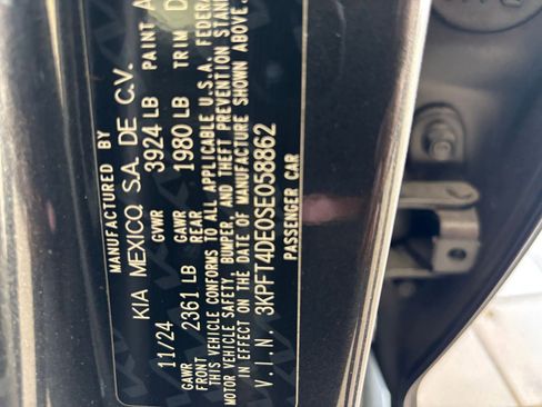 Used 2025 Kia K4 LXS FWD image 28