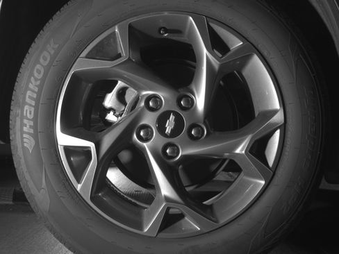 Used 2025 Chevrolet Trax LT image 15