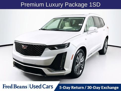 Used 2024 Cadillac XT6 Premium Luxury w/ Technology Package image 3