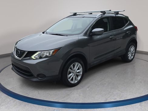 Used 2018 Nissan Rogue Sport SV FWD image 1