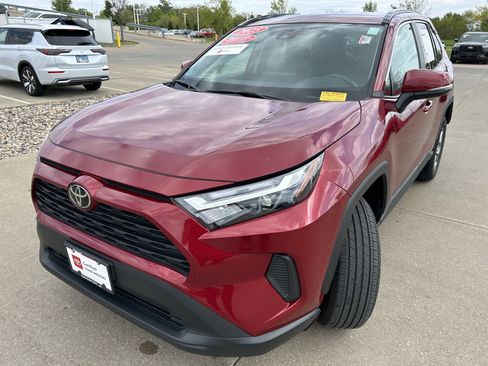Certified 2025 Toyota RAV4 XLE AWD/4WD image 7
