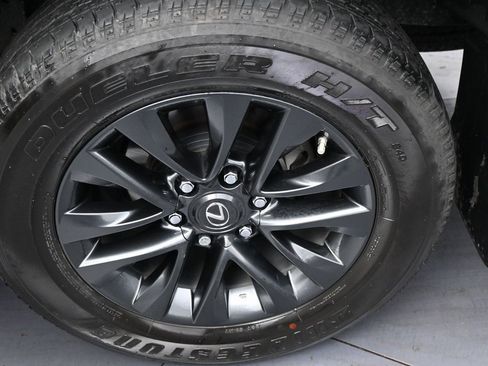 Used 2022 Lexus GX 460 Premium image 43