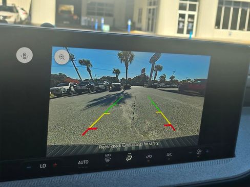 New 2025 Ford Maverick XLT image 16