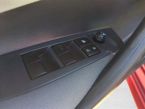 Certified 2020 Toyota Corolla LE image 11