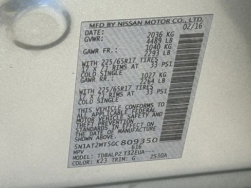 Used 2016 Nissan Rogue S FWD image 35