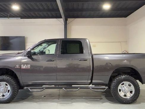 Used 2017 RAM 2500 Tradesman w/ Chrome Appearance Group image 5