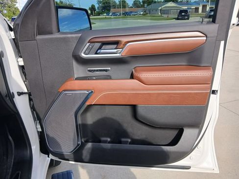 Certified 2025 GMC Sierra 1500 Denali Ultimate AWD/4WD image 22