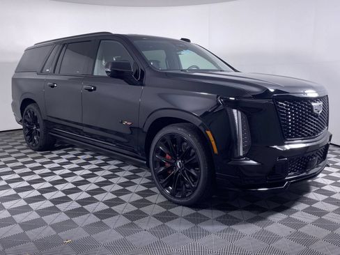 New 2026 Cadillac Escalade ESV V w/ LPO, ONYX Package AWD/4WD image 21
