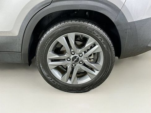 Used 2022 Kia Seltos LX AWD/4WD image 24