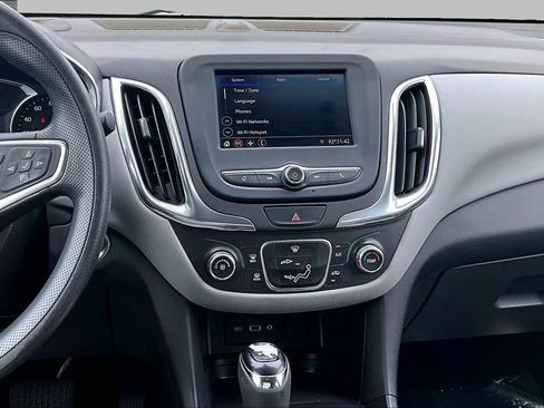 Used 2020 Chevrolet Equinox LT AWD/4WD image 7
