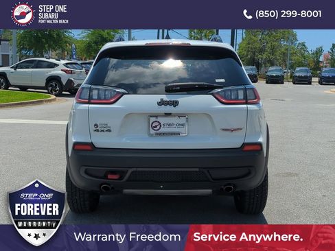 Used 2022 Jeep Cherokee Trailhawk w/ Sound & Nav Group AWD/4WD image 6