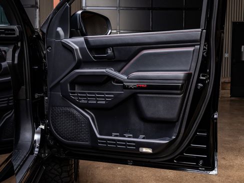 Used 2025 Toyota Tacoma TRD Pro image 36